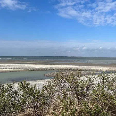 Apartament Caprices De Avec Grand Balcon Et Vue A 300 M Plage, Apercu Mer, Lit Queen Size, Les Bains Le Treport , Petit Dejeuner En Option, 2 Velos Fournis Mers-les-Bains